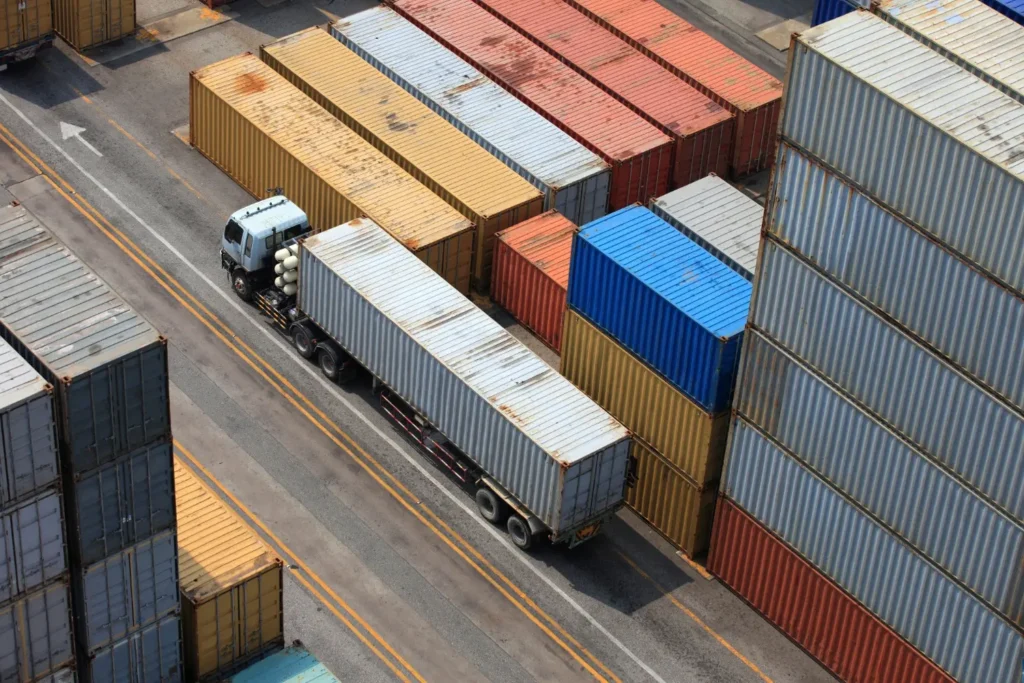 Picture about Shipping containers Qatar